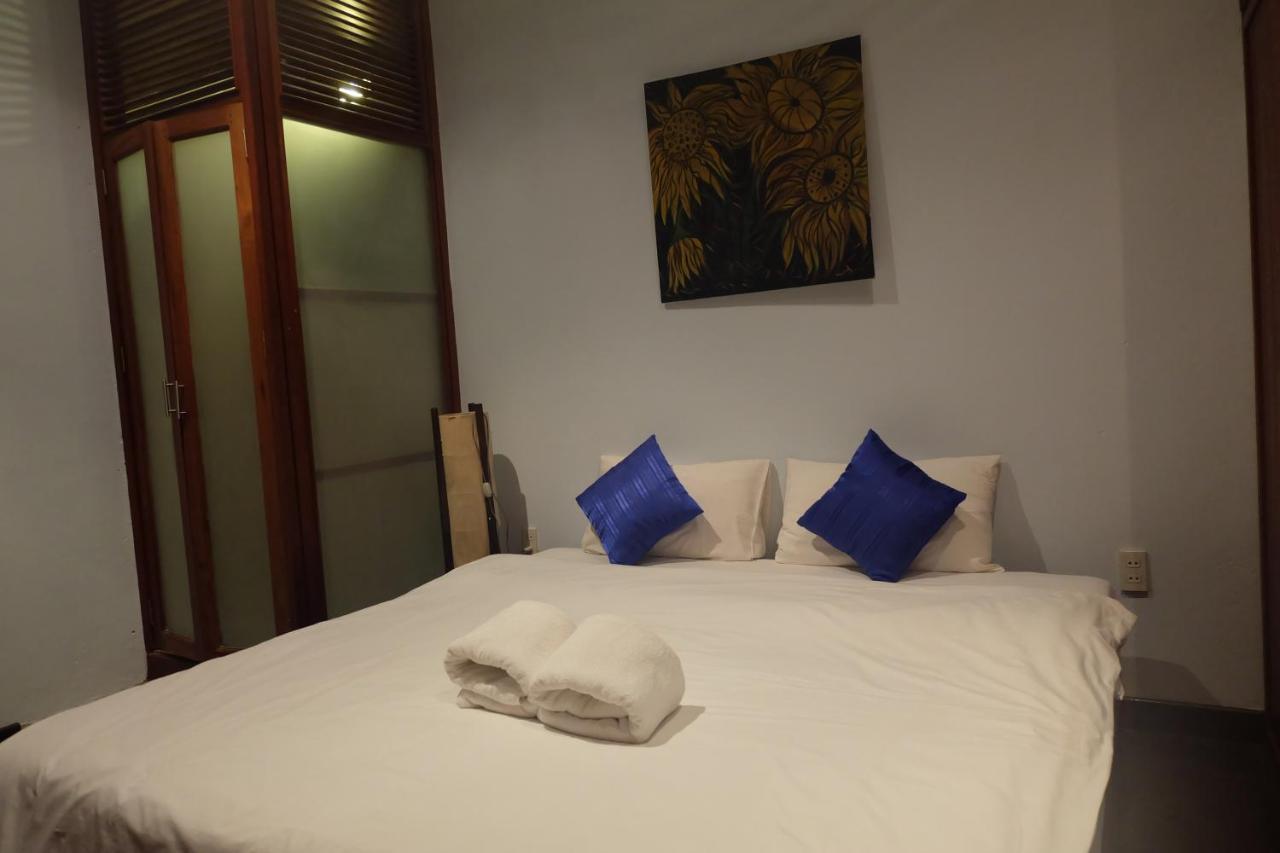 Inthira Thakhek Hotel Kültér fotó